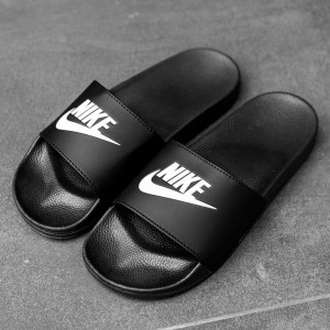 Тапочки Nike Black